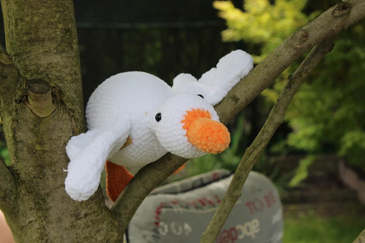 Large crochet goose - Image 6