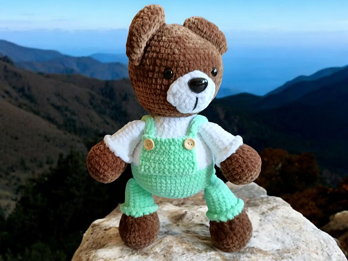 Miś w spodenkach - obrazek 5