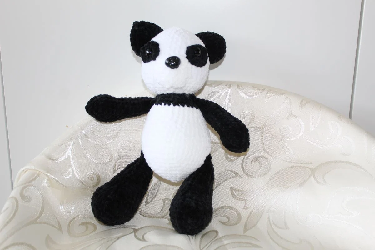 Panda na szydełku - obrazek 11