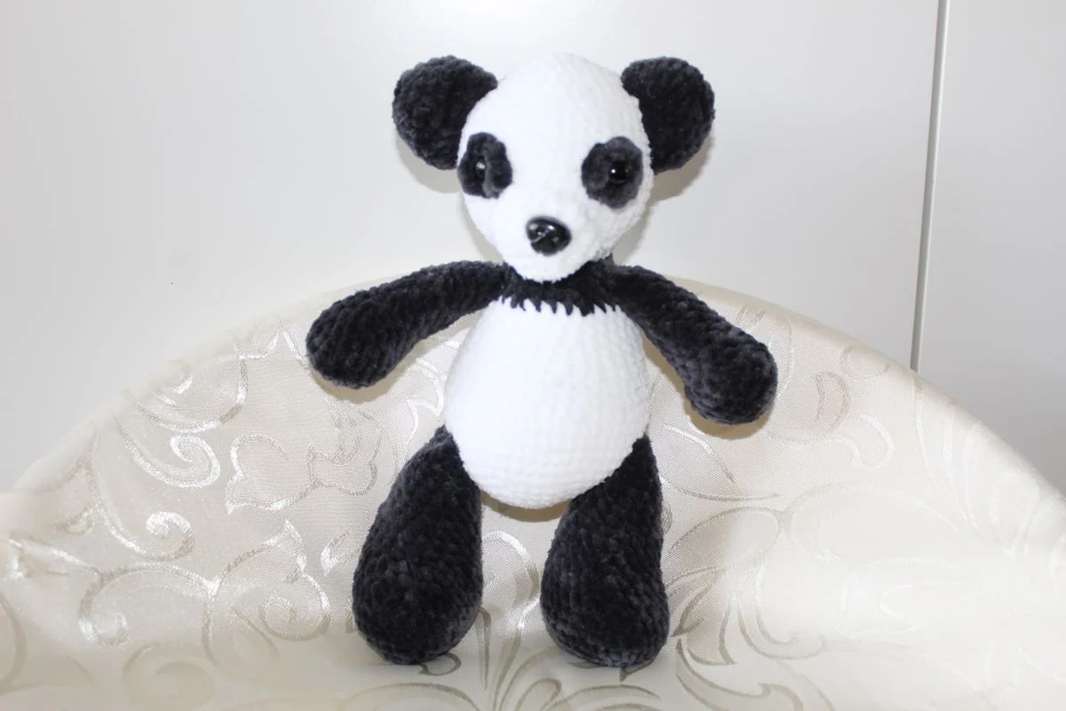 Panda na szydełku - obrazek 6