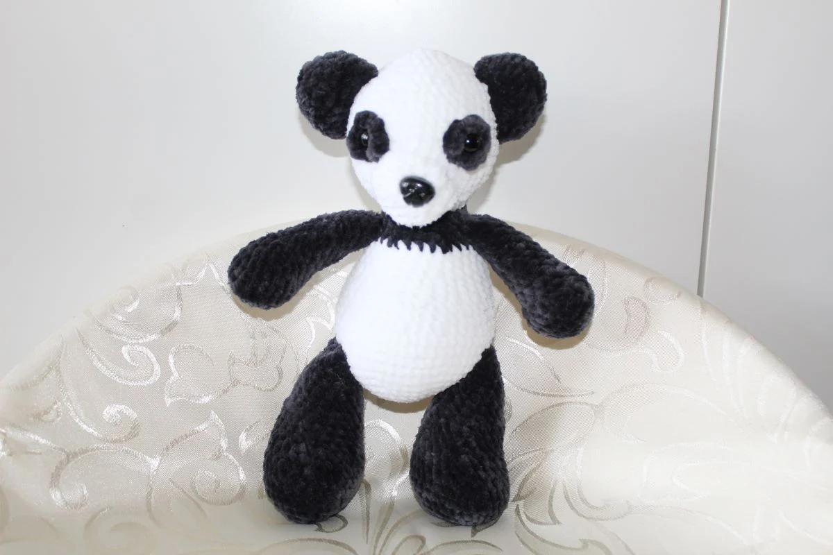 Panda na szydełku - obrazek 5