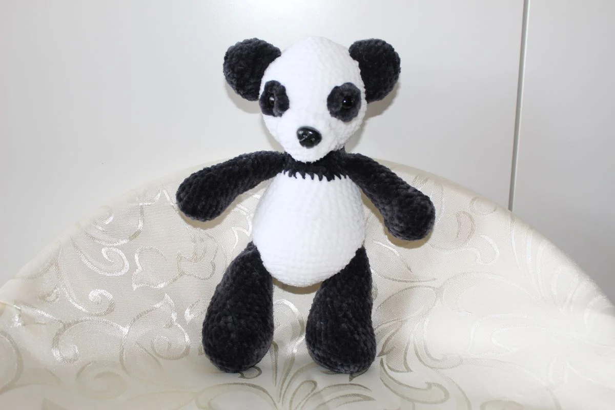 Panda na szydełku - obrazek 4